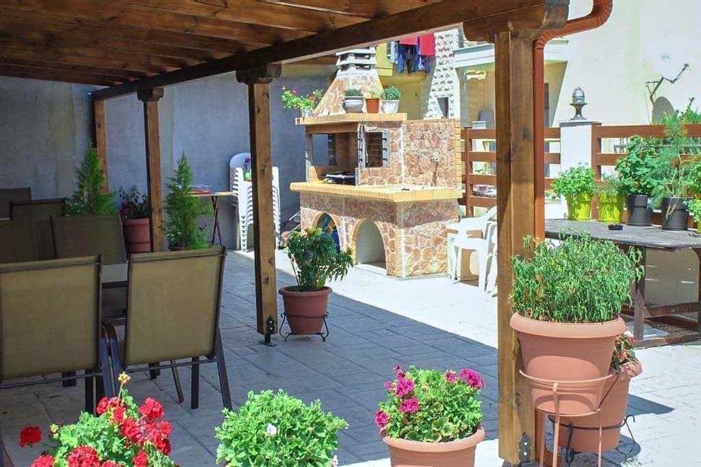 Elia Beach Modern Suites فلوغيتا المظهر الخارجي الصورة