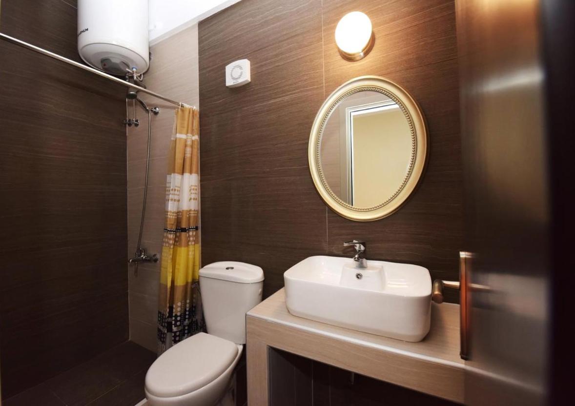 Elia Beach Modern Suites فلوغيتا المظهر الخارجي الصورة