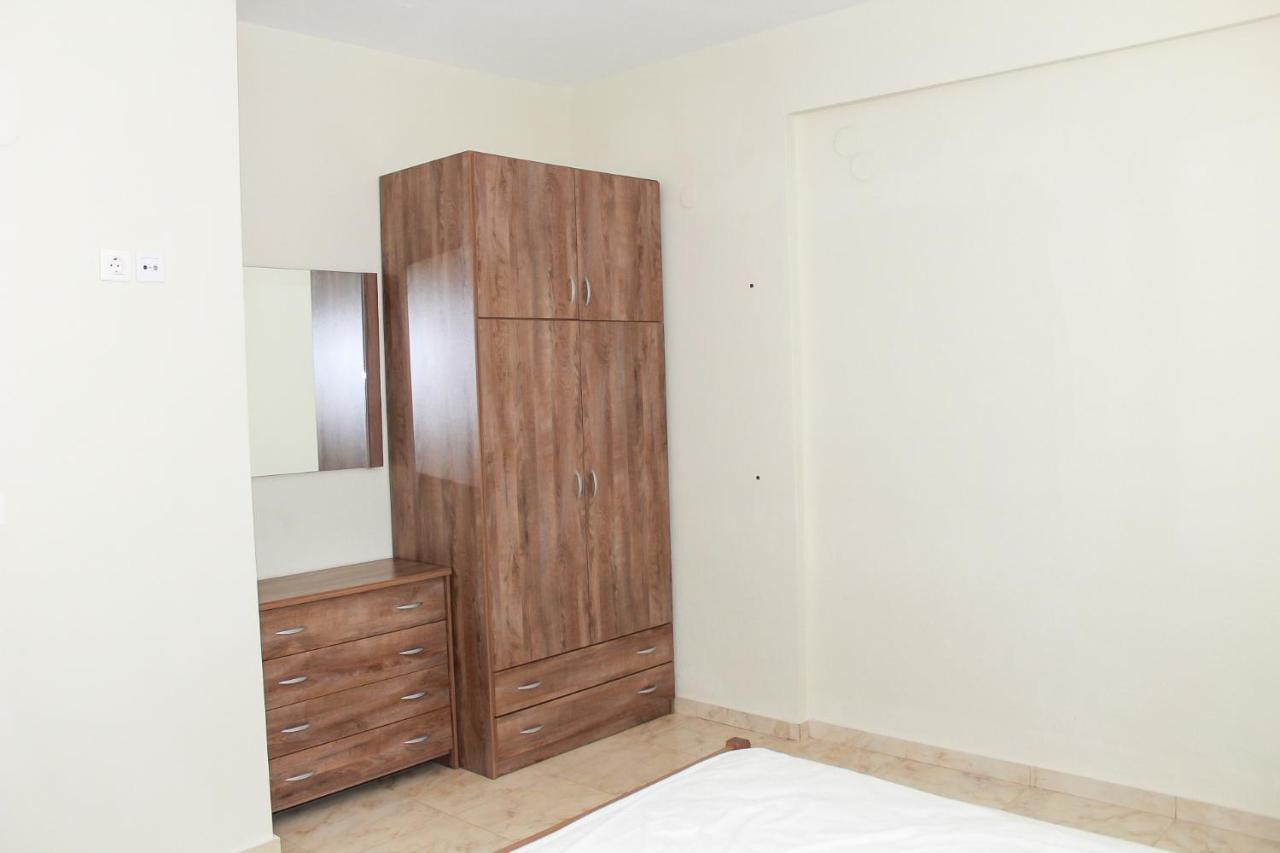 Elia Beach Modern Suites فلوغيتا المظهر الخارجي الصورة